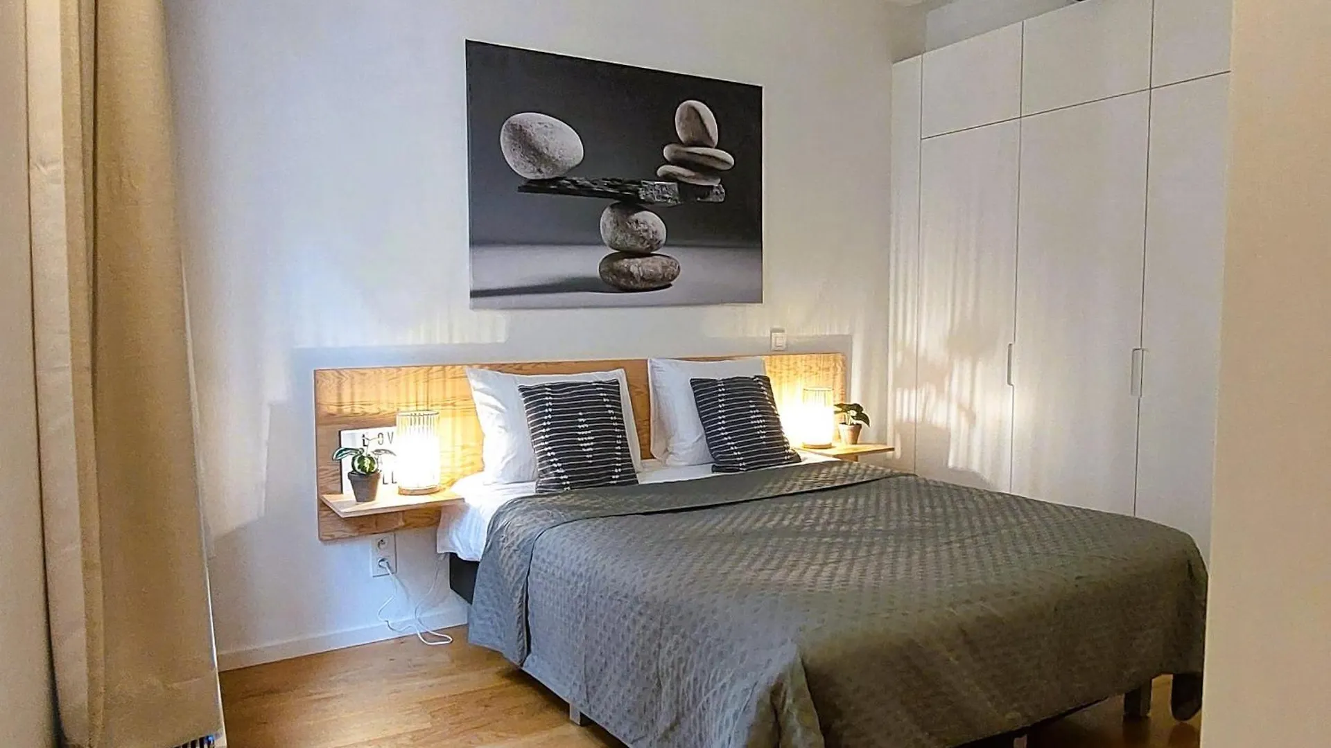 Cosy & Modern Historical Cottage In Old Town - Leon 4P Antwerpen Vakantiehuis