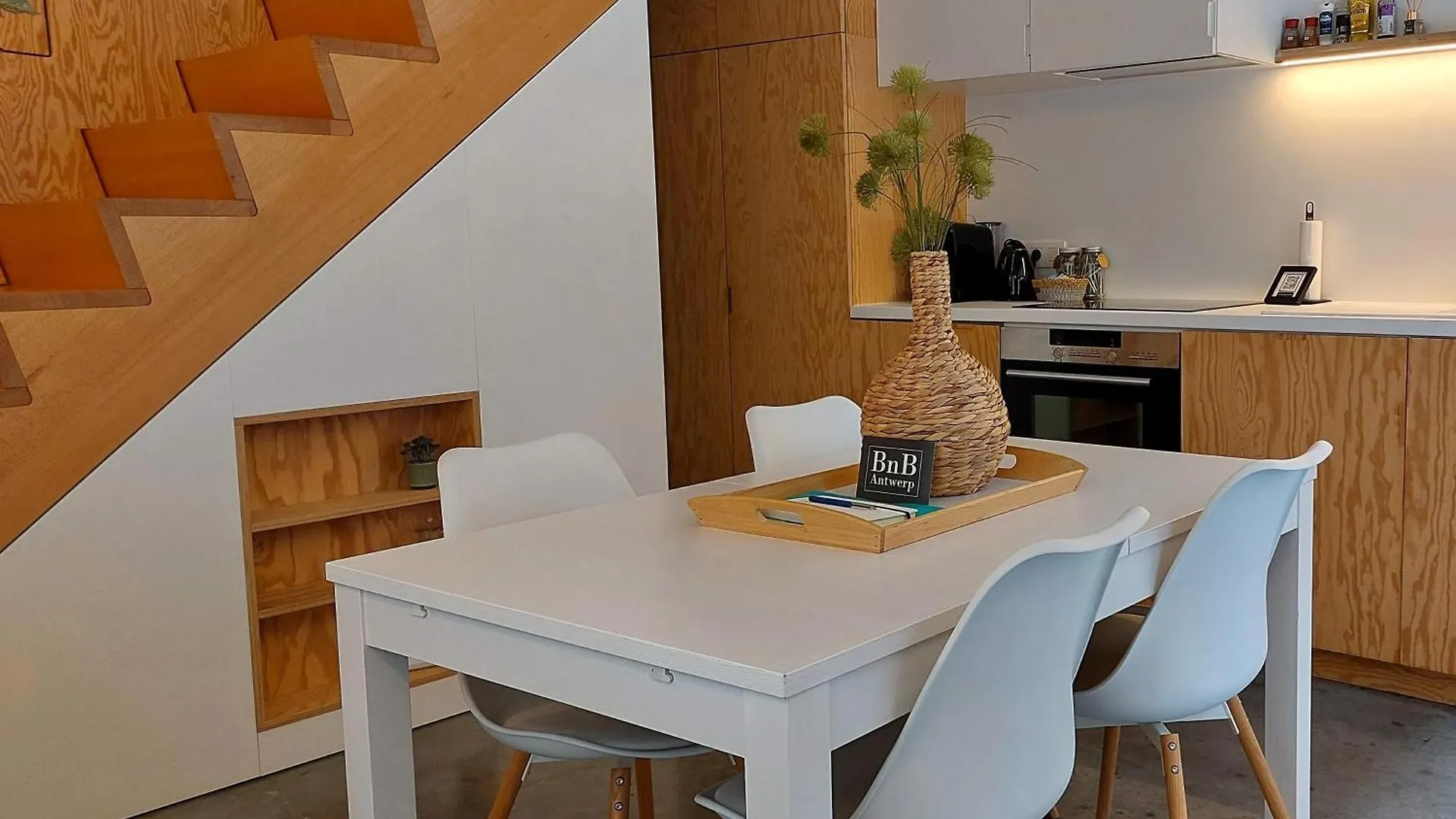 Vakantiehuis Cosy & Modern Historical Cottage In Old Town - Leon 4P Antwerpen