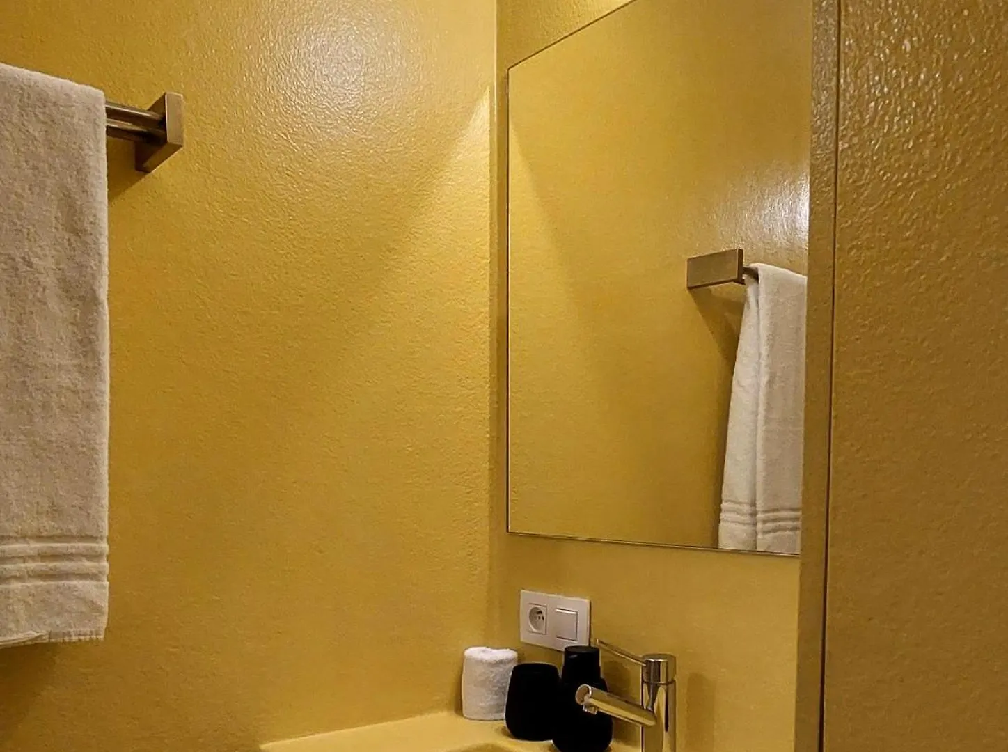 Cosy & Modern Historical Cottage In Old Town - Leon 4P Antwerpen 0*,
