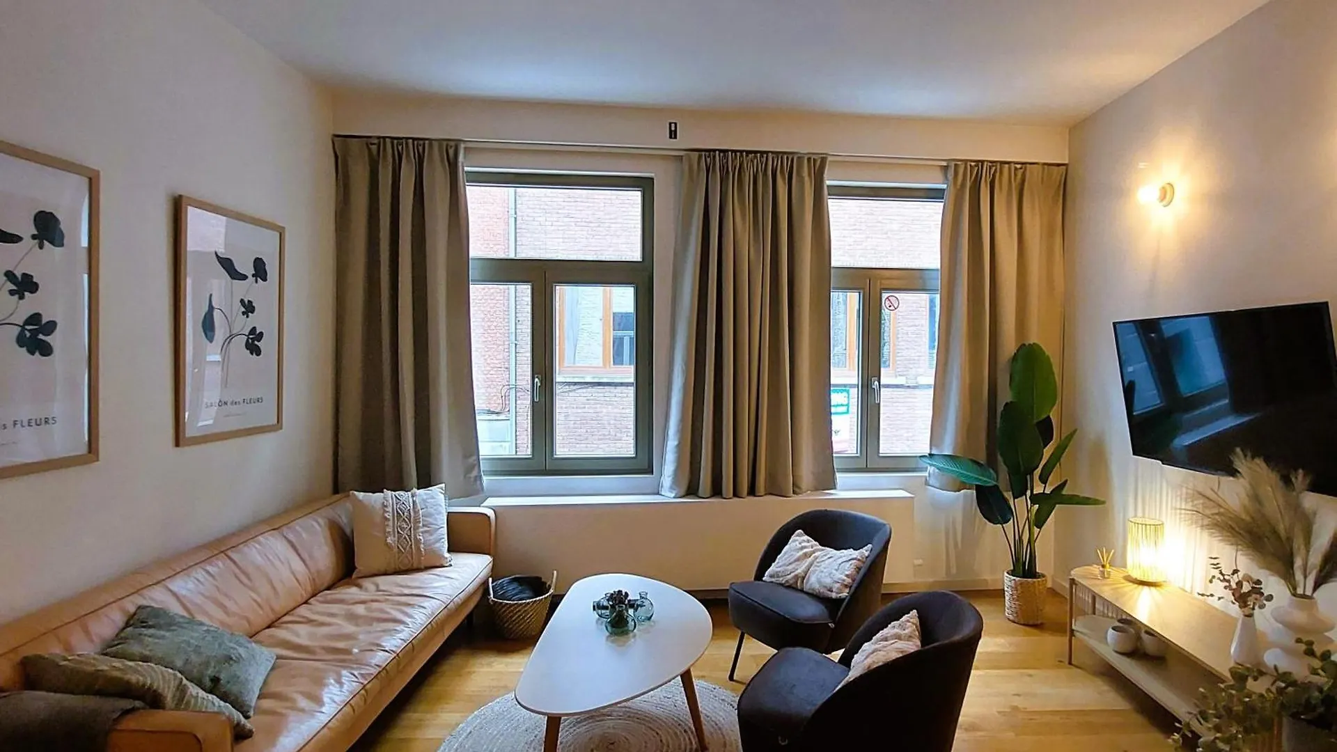Cosy & Modern Historical Cottage In Old Town - Leon 4P Antwerpen