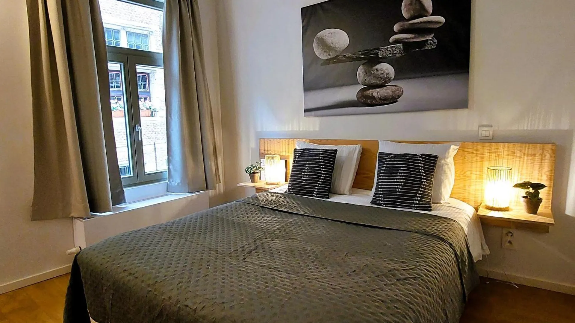 Cosy & Modern Historical Cottage In Old Town - Leon 4P Antwerpen België